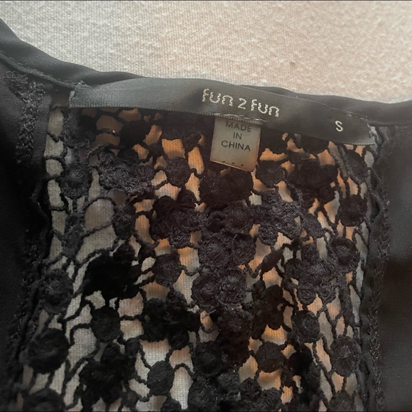 Fun 2 Fun / Stitch Fix sheer Black blouse, small - Picture 6 of 6